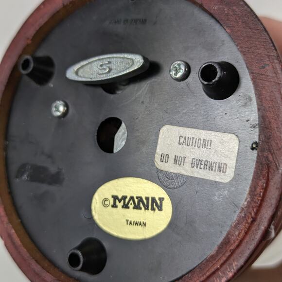 Baby Sledding Snow Globe Waterglobe We Wish You A Merry Christmas Winter Holiday - Picture 8 of 12